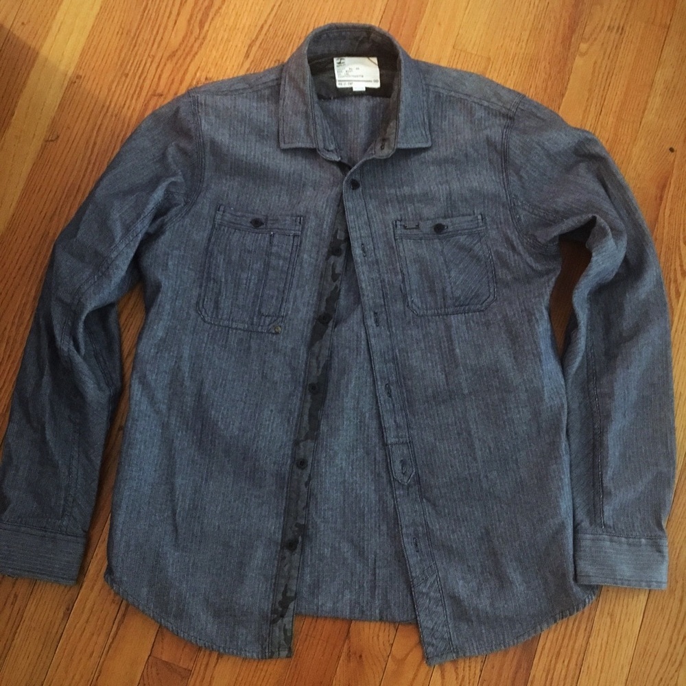 SPLIT Unisex Button Up Denim Long Sleeve Shirt EUC